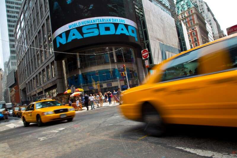 Nasdaq porusza się powyżej rekordu 14.000 jak Tech nadal króluje Najwyższy przez Investing.com
