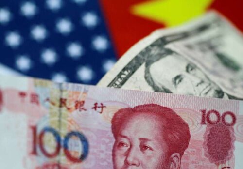 Dollar w dół przed danymi inflacjami US, PBOC podnosi wymagania rezerwowe FX przez Investing.com