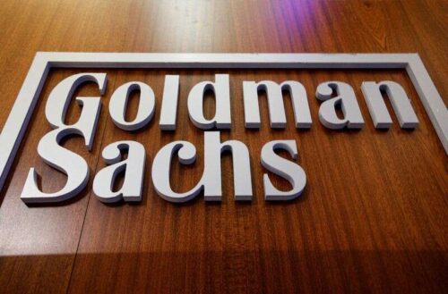 Goldman, Jpmorgan Plan Zapłata zderzaka dla bankierów inwestycyjnych po wysięgniku autorstwa przez Reuters