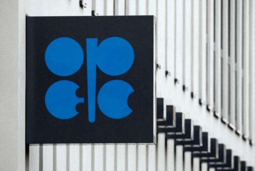 OPEC + widziałem przyklejanie polityki pomimo rajdów ropy naftowej -Sources przez Reuters